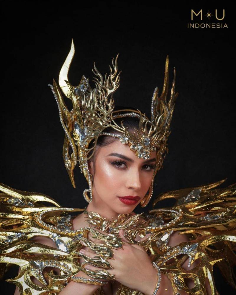 Instagram/itsclarasha